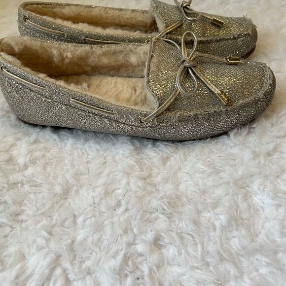 Michael Kors Sutton glitter champagne dyed pieced shearling Moccasins si… - Picture 2 of 12
